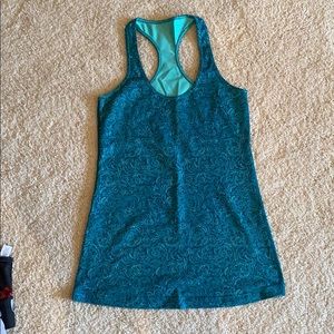 Lululemon tank